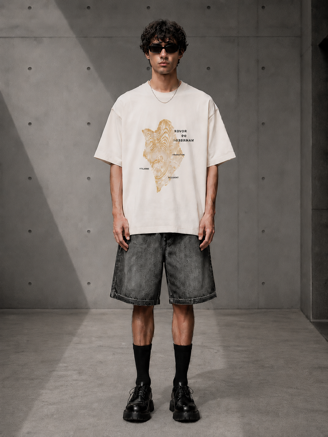 NANS Abstract Graphic Oversized T-Shirt